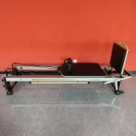 DZ157 Pilates Reformer view 3