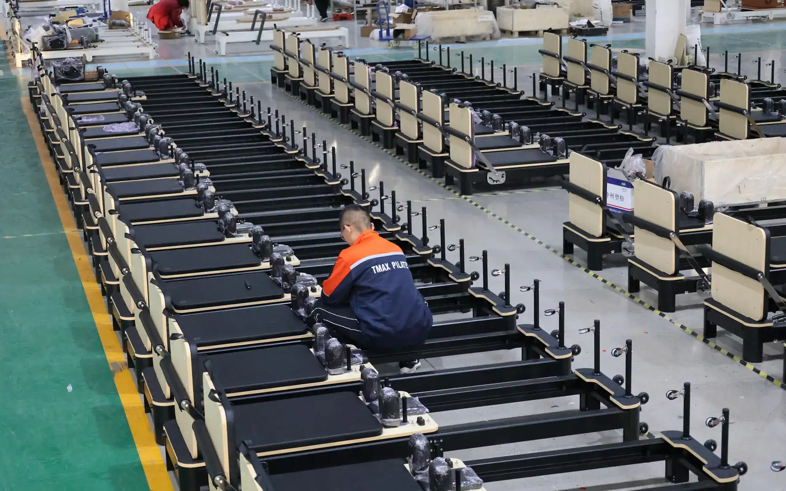 Assembly workshop at the TMAX factory